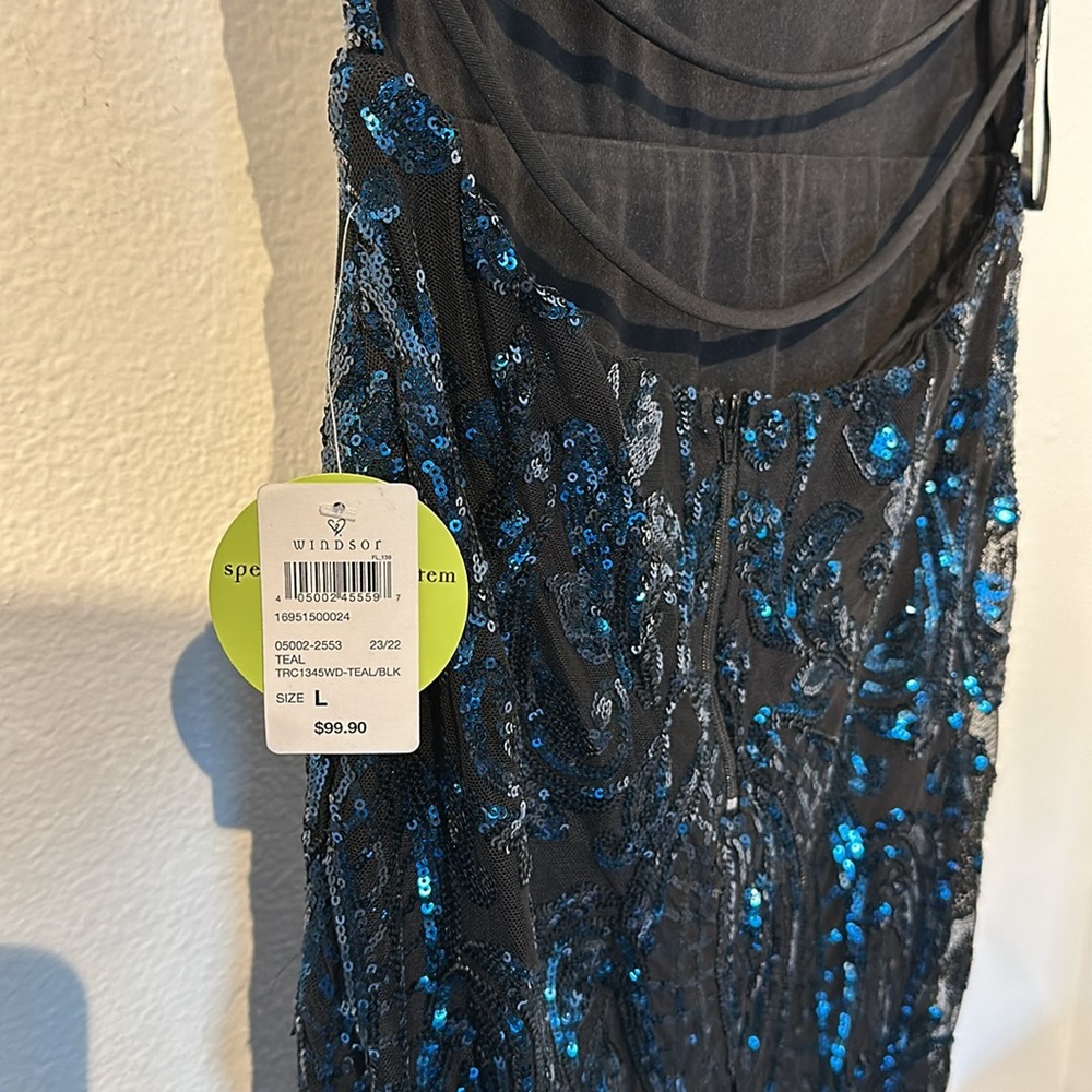 ✨Sequined open back dress with front side slit “Rowena” mermaid fit - Picture 13 of 15